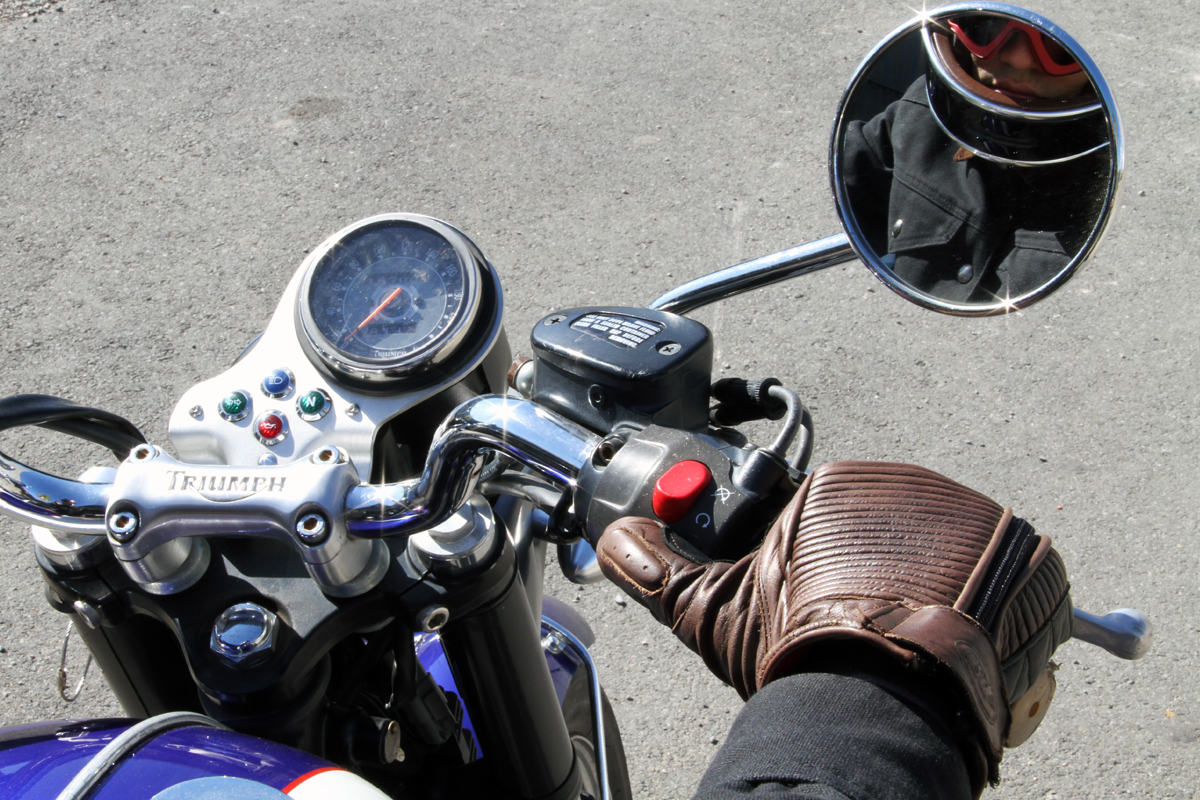 How to clutch/push/roll start a motorcycle