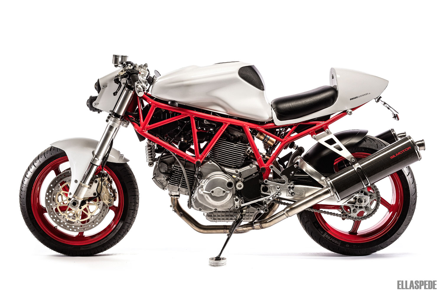 EB597 - 2001 Ducati 900SS main image